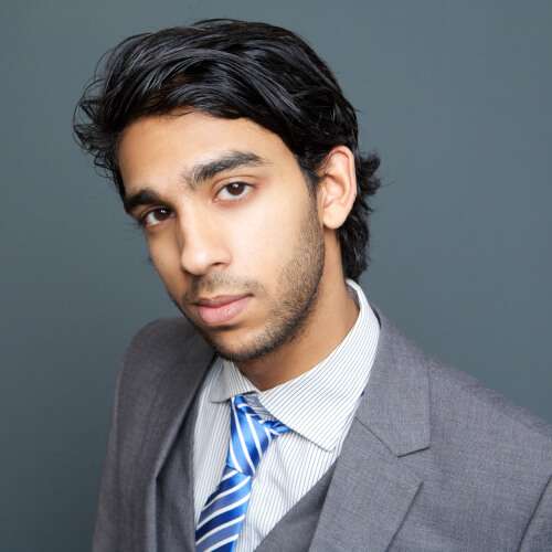 portrait-of-a-young-business-man-pze2qu8-2